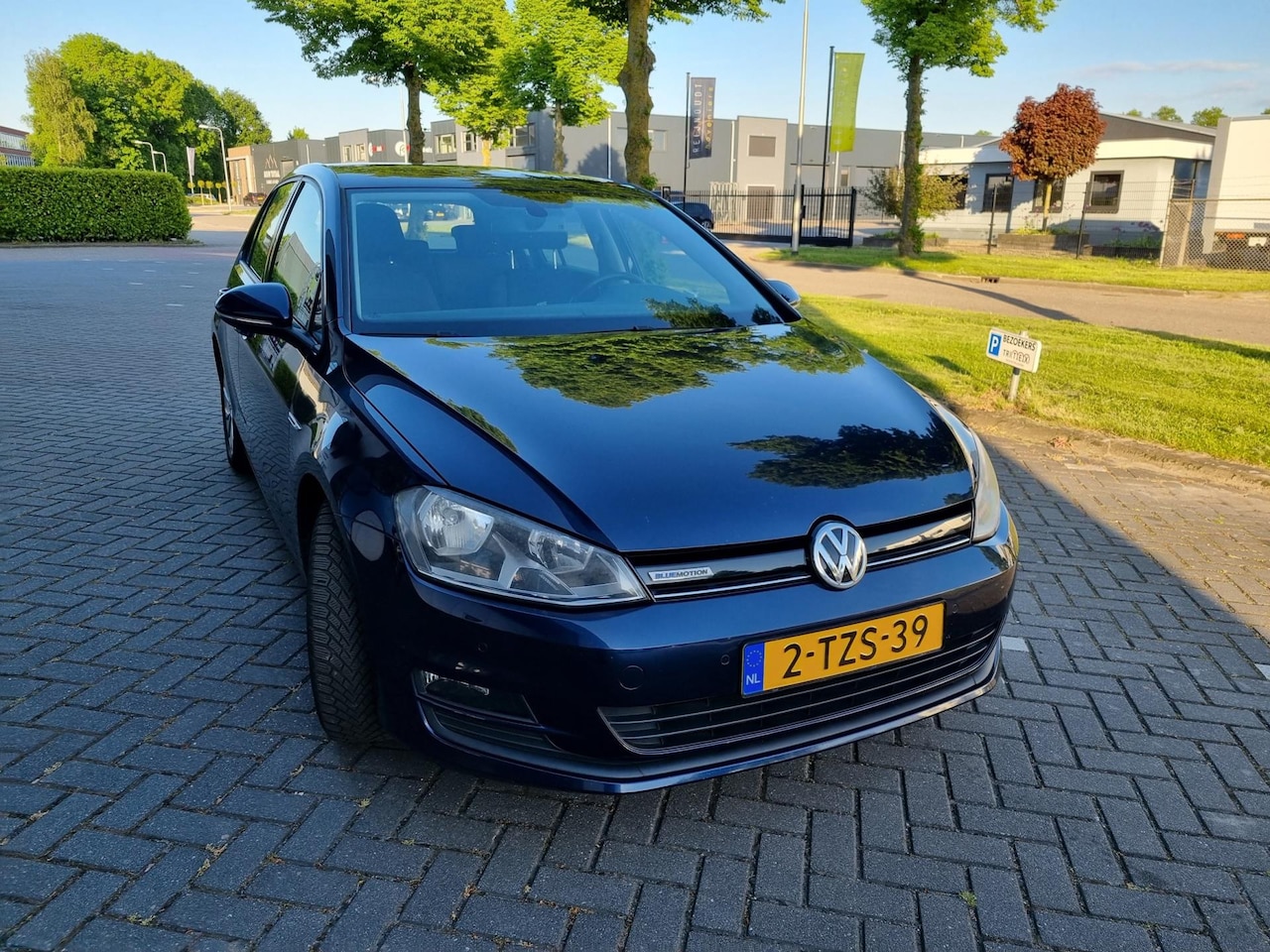 Volkswagen Golf - 1.6 TDI Comfortline BlueMotion 1.6 TDI Comfortline BlueMotion - AutoWereld.nl