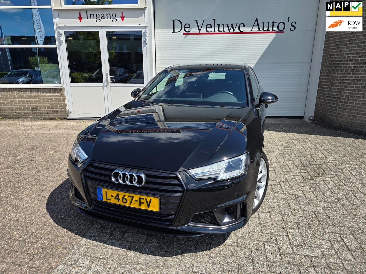 Audi A4 Limousine - 35 TFSI Sport / navi / cruise / led - AutoWereld.nl