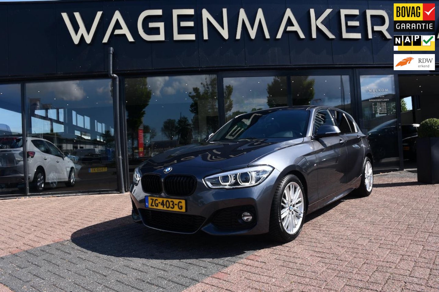 BMW 1-serie - 118i Edition M Sport Shadow High Executive AUTOMAAT - AutoWereld.nl