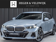 BMW 5-serie Touring - 530e xDrive M Sport | DRIVING ASS. PLUS | HARMAN KARDON | ELEKTR. TREKHAAK | ACHTERUITRIJ