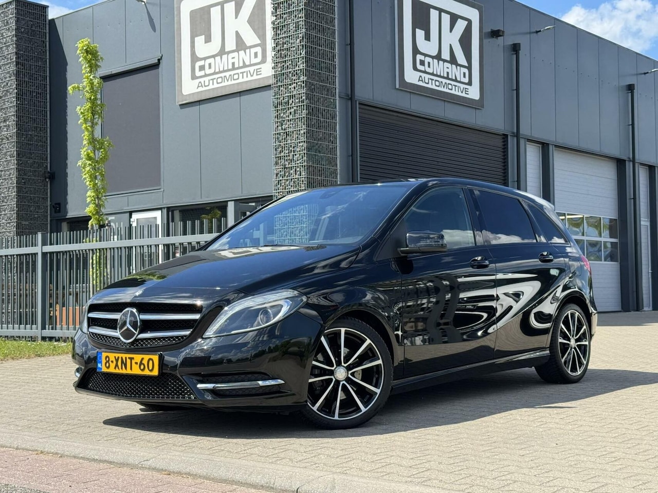 Mercedes-Benz B-klasse - 180 Prestige| AUT | Cruise | PDC | CarPlay - AutoWereld.nl