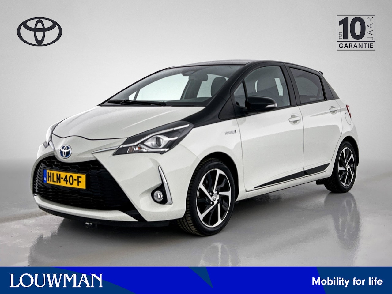Toyota Yaris - 1.5 Hybrid Bi-Tone plus Limited | Apple Carplay/Android Auto - AutoWereld.nl