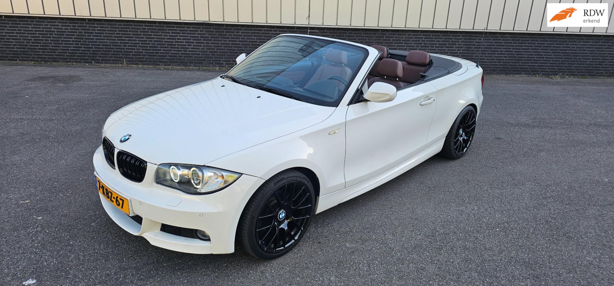 BMW 1-serie Cabrio - 118i High Executive m pakket navi sportst xenon - AutoWereld.nl