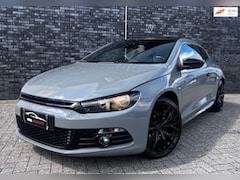 Volkswagen Scirocco - 2.0 TSI 200pk Automaat|Panorama|Cruise Control|Leder|Stoelverwarming|Speciale kleur
