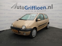 Renault Twingo - 1.2 Privilège met airco en trekhaak