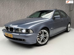 BMW 5-serie - 525i / APK / Dak