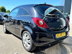 Opel Corsa - 1.2-16V Enjoy