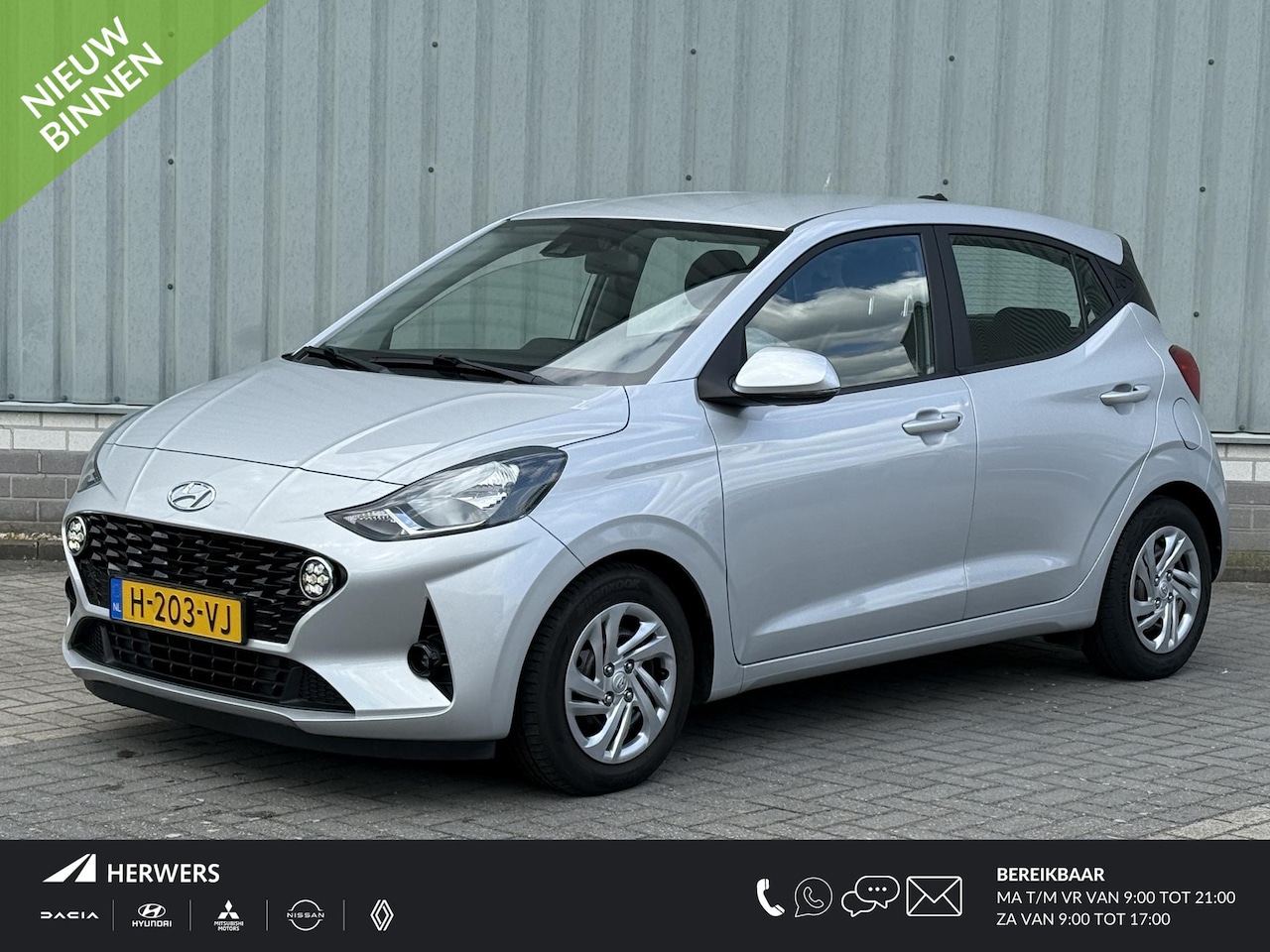 Hyundai i10 - 1.0 Comfort / Apple CarPlay/Android Auto / 1e Eigenaar / Dealer onderhouden / Cruise Contr - AutoWereld.nl