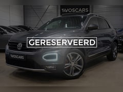 Volkswagen T-Roc - 1.5 TSI Sport DSG * Pano - Trekhaak - Virtual - LED - 18" - Camera - ACC - App