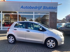 Toyota Yaris - 1.3 VVT-i Terra 5 Drs. Airco
