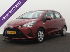 Toyota Yaris - 1.5 Hybrid Active Direct leverbaar Handsegmentgas, Bedrijfsrem en kofferbaklift