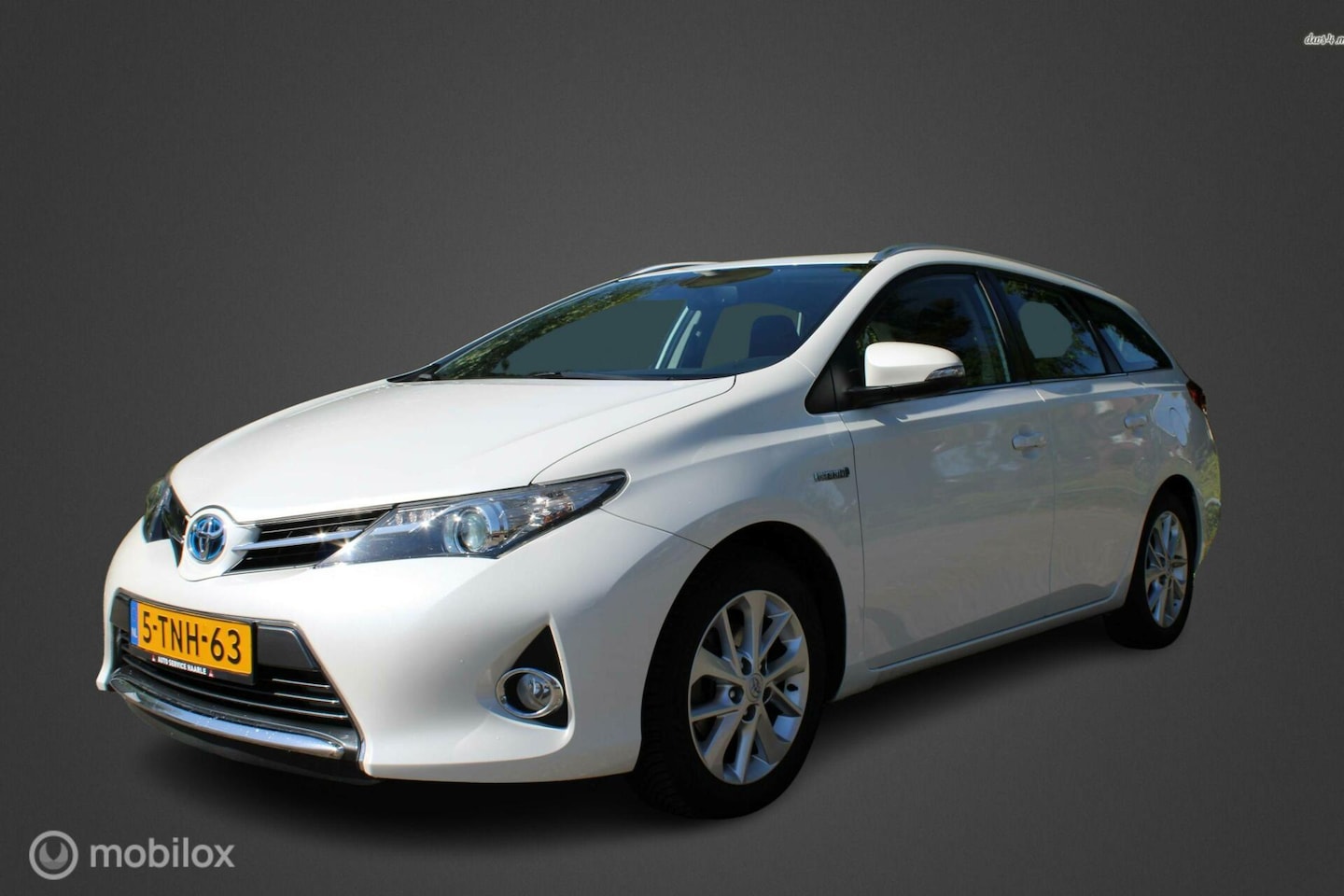Toyota Auris - 1.8 Hybrid Executive 1.8 Hybrid Executive, Trekhaak, Achteruitrij camera, Navi, Climate control, Cruise control - AutoWereld.nl
