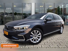 Volkswagen Passat Variant - 1.4 TSI PHEV GTE | Dealer Onderhouden | Matrix | Camera |