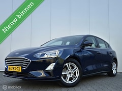 Ford Focus - 1.0 ECOBOOST TREND EDITION/LED/CARPLAY/CRUISE/LANE ASSIST/16''LMV