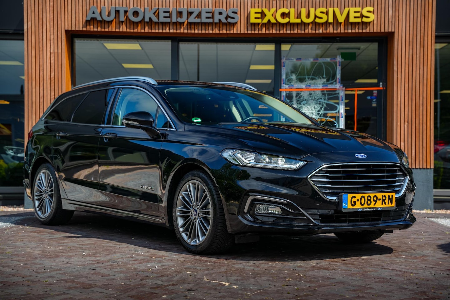 Ford Mondeo Wagon - 2.0 IVCT HEV Titanium Cruise Clima Lane Assist LED 18''LM - AutoWereld.nl