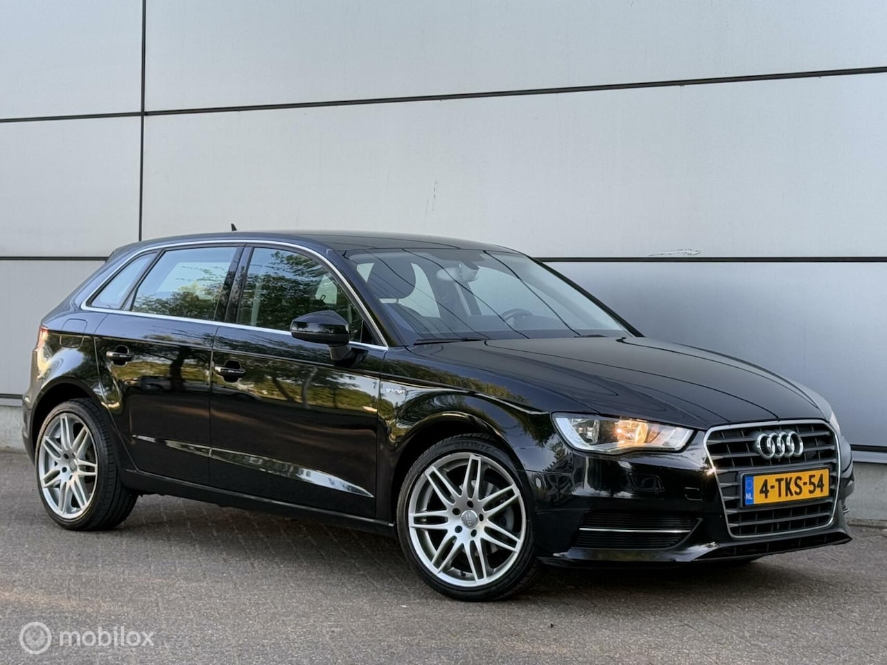 Audi A3 Sportback - 1.4 TFSI Attraction Pro Line g-tron - AutoWereld.nl