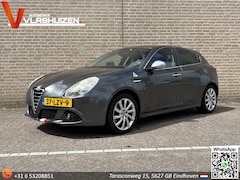 Alfa Romeo Giulietta - 1.4 T Distinctive | Navi | Climate | Cruise |