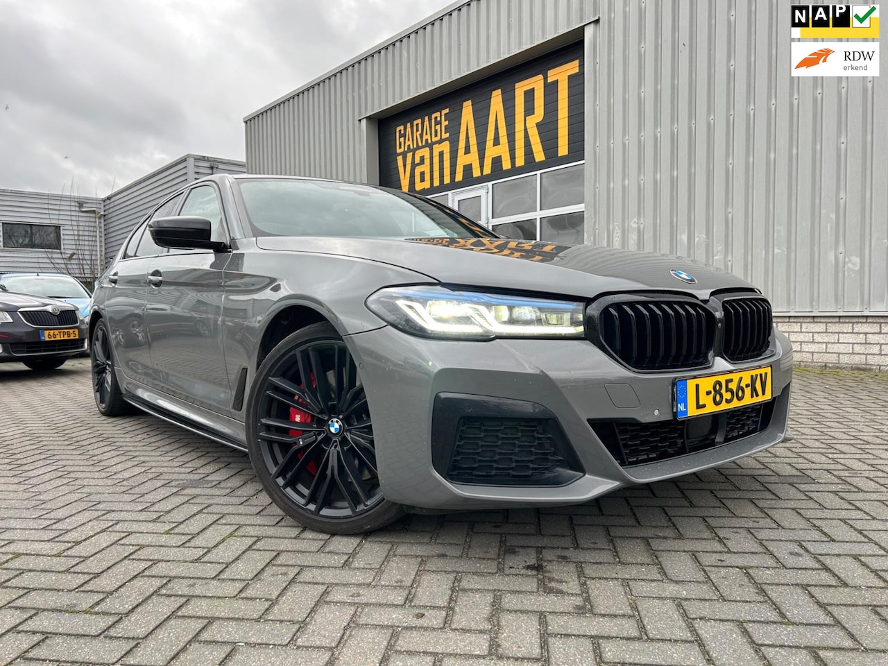 BMW 5-serie - 545e xDrive Business Edition Plus | NL AUTO | STUURVERW | LANE | DAK | FULL OPTIES | - AutoWereld.nl