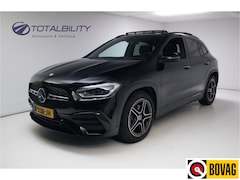 Mercedes-Benz GLA-Klasse - 200 Business Solution AMG | Panoramadak | Multibeam led | Keyless | Verwarmde memorystoele