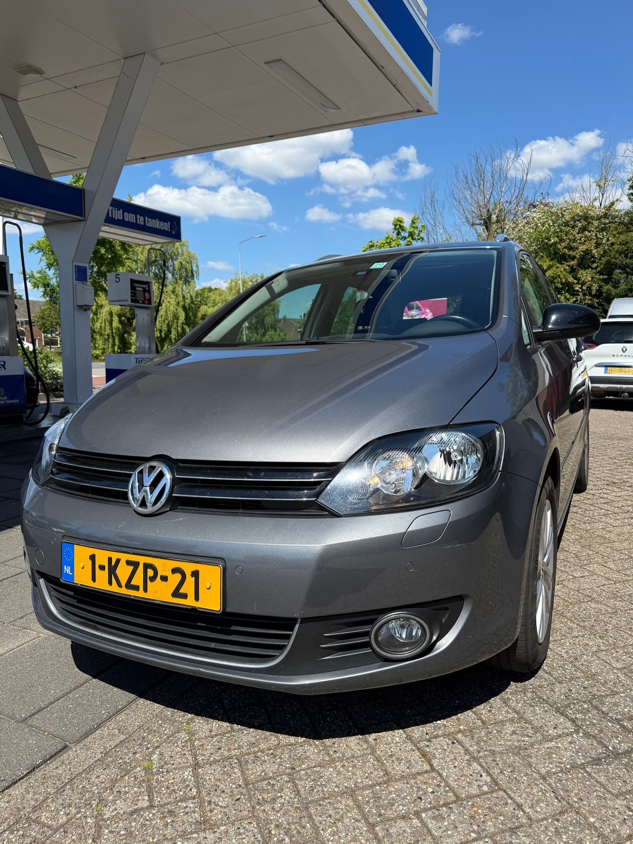 Volkswagen Golf Plus - 1.4 TSI Highline / Parkeersensoren / Airco / Navi / Stoelverwarming - AutoWereld.nl