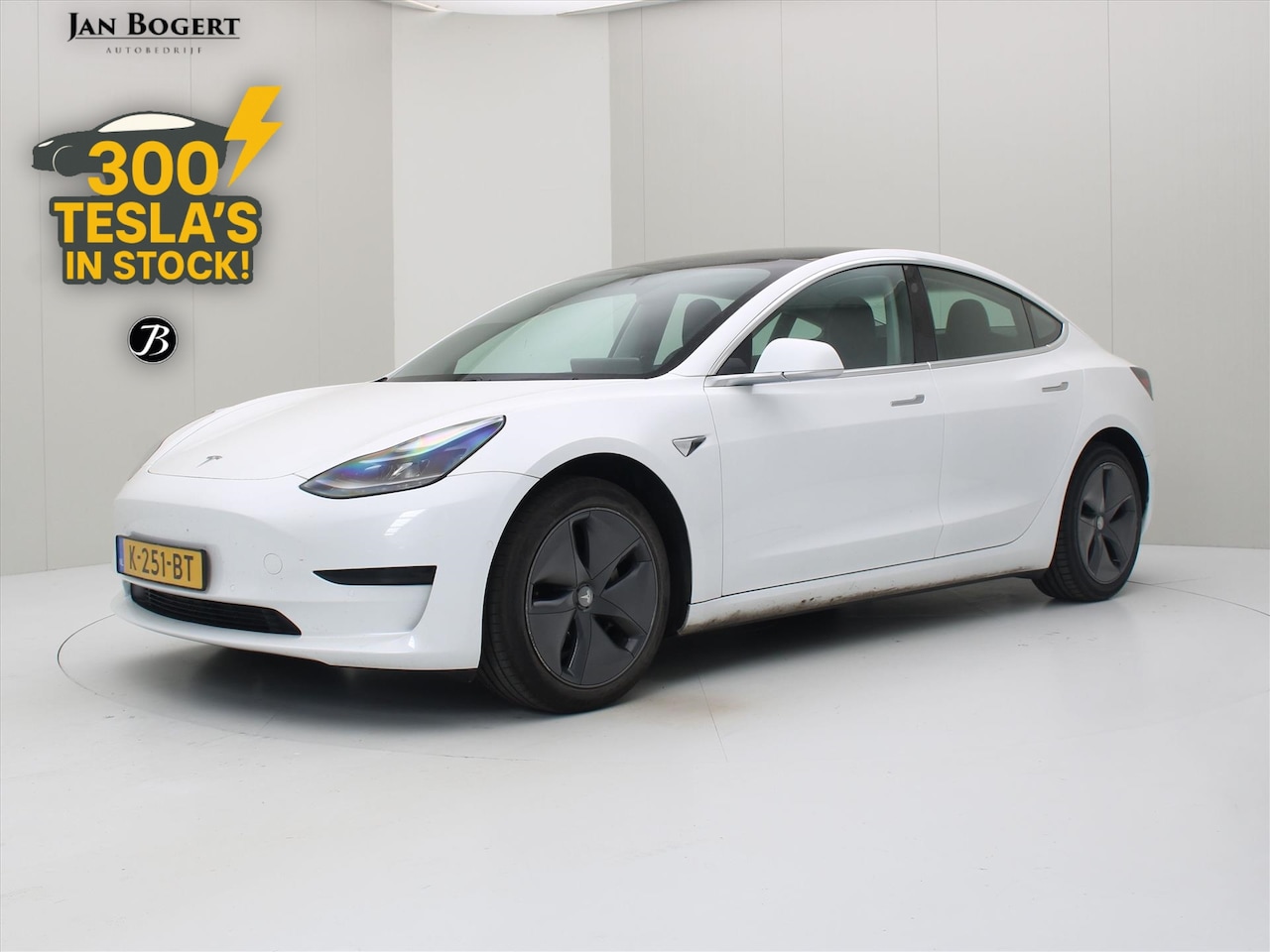 Tesla Model 3 - Standard RWD Plus [ LFP ACCU+ AUTOPILOT+TREKHAAK+60 kWh+PREMIUM AUDIO ] - AutoWereld.nl