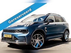 Lynk & Co 01 - 1.5 Plug-in Hybrid 262 Pk I Modeljaar 2023 I Zwarte hemel I Panoramadak I 75 km Elektrisch