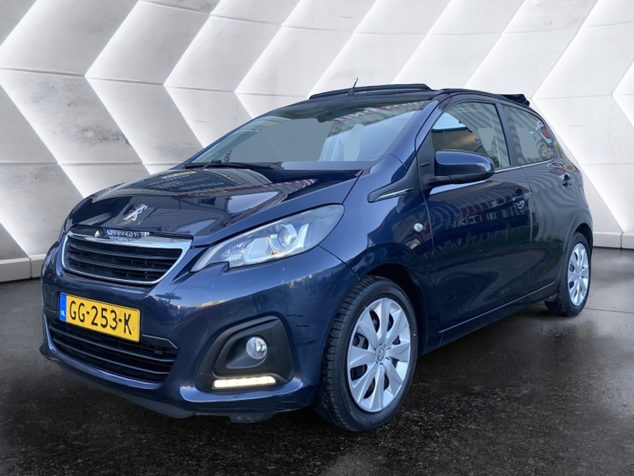 Peugeot 108 - 1.0 VTi Active Top 1.0 VTi Active Top - AutoWereld.nl