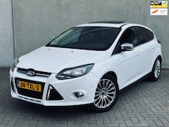 Ford Focus - 1.0 EcoBoost Titanium Open dak Keyless Trekh 17''