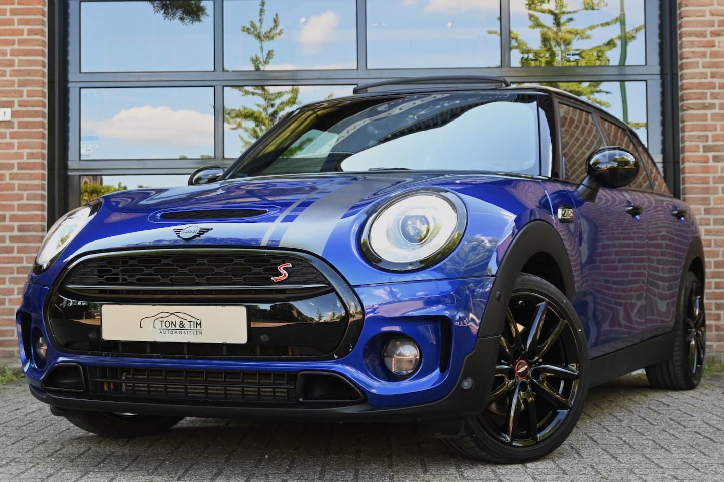 MINI Clubman - Mini 2.0 Cooper S Chili Pano Yours Leder ACC '18 - AutoWereld.nl