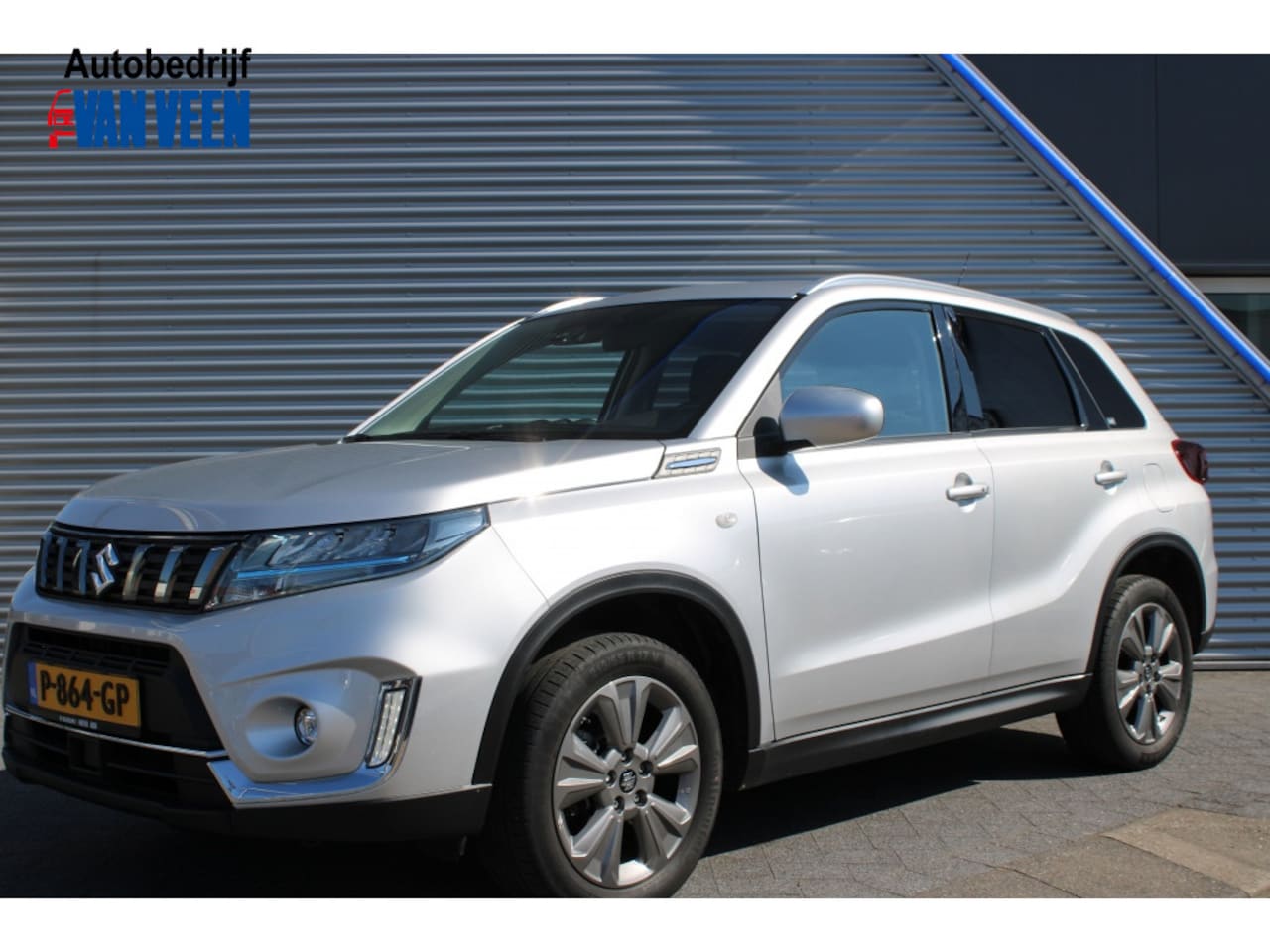 Suzuki Vitara - 1.5 Hybrid Select Automaat + Trekhaak - AutoWereld.nl