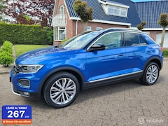 Volkswagen T-Roc - 1.5 TSI Sport Business R, panodak, leder