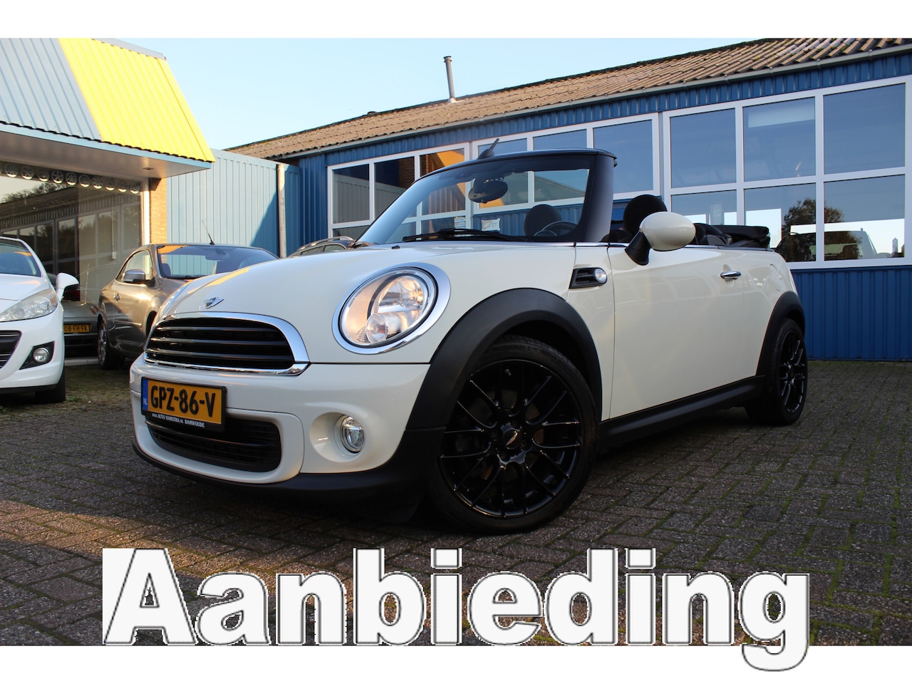 MINI Cabrio - 1.6-16V "One Pepper" Clima - Cruise  !!! prijs alleen dit WEEKEND - AutoWereld.nl