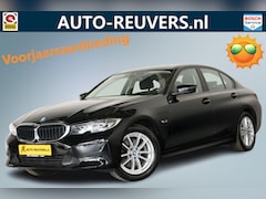 BMW 3-serie - 320e / LED / Navi / CarPlay / Cam / Clima