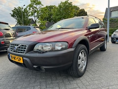 Volvo XC70 - 2.5 T Geartronic Comfort Line 210pk, Airco, Cruise, Elek-pakket, Trekhaak