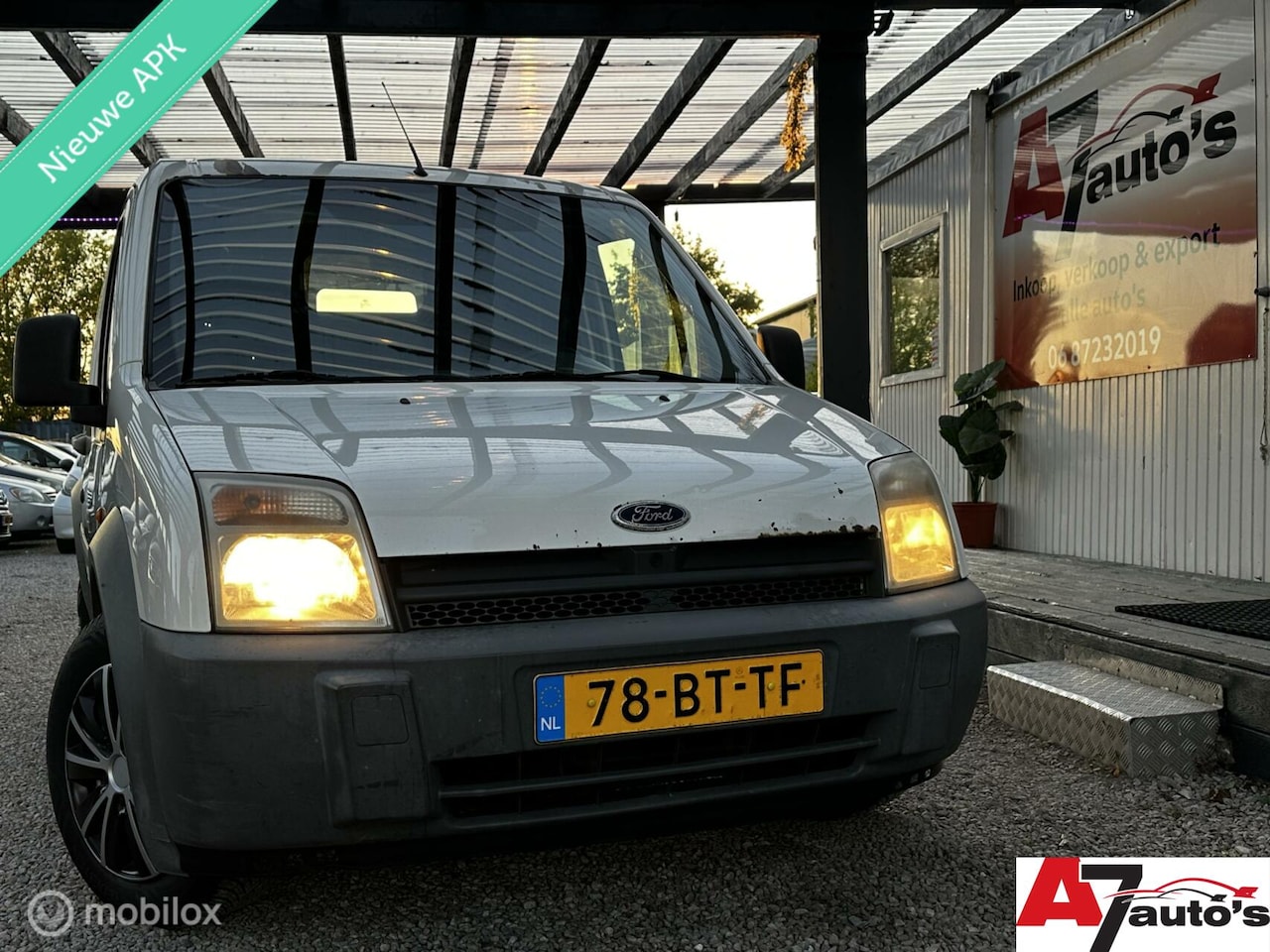 Ford Transit Connect - T200S 1.8 TDdi T200S 1.8 TDdi Nieuwe APK - AutoWereld.nl