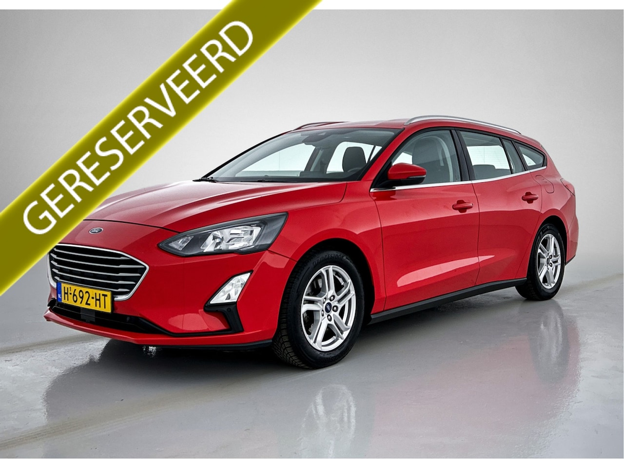 Ford Focus Wagon - 1.0 EcoBoost Edition / Trekhaak / Navigatie / Pdc.V+A / Lm velgen / Cruis Controle / Apk m - AutoWereld.nl