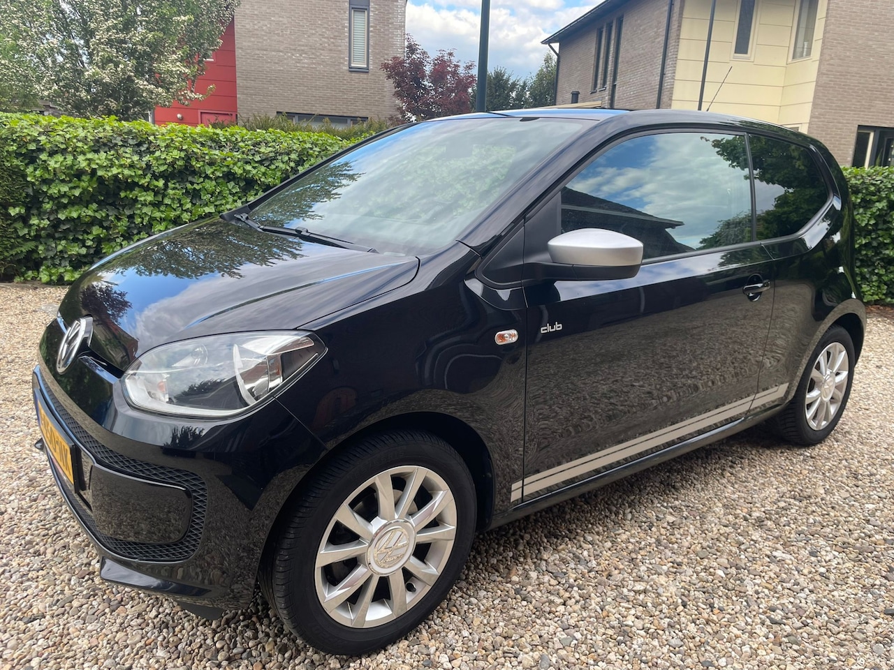 Volkswagen Up! - 1.0 high up! BlueMotion 1.0 high up! BlueMotion - AutoWereld.nl