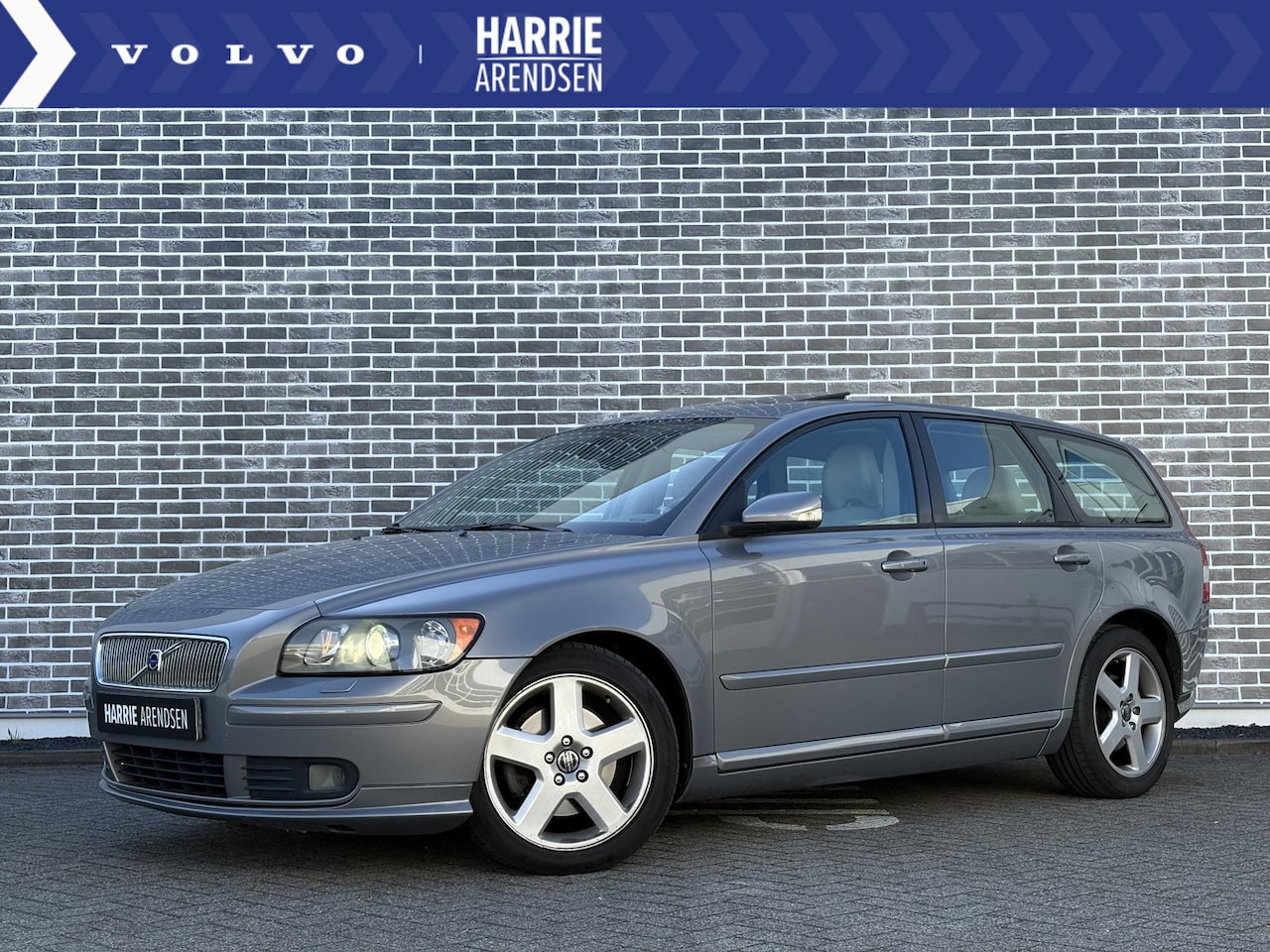 Volvo V50 - 2.4 2.4 - AutoWereld.nl