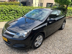 Opel Astra GTC - 1.6 Edition