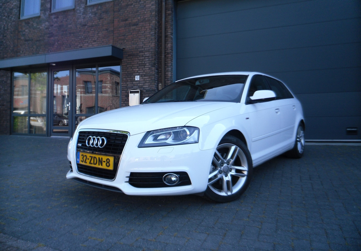Audi A3 Sportback - 1.2 TFSI S Edition Onderhoud boekje aanwezig - AutoWereld.nl