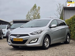 Hyundai i30 Wagon - 1.6 GDI Business Edition Navi/Clima