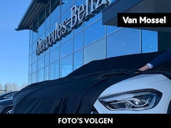 Mercedes-Benz A-klasse - 180 Star Edition AMG Line Stoelverwarming / Achteruitrijcamera / Night pakket / Panoramada