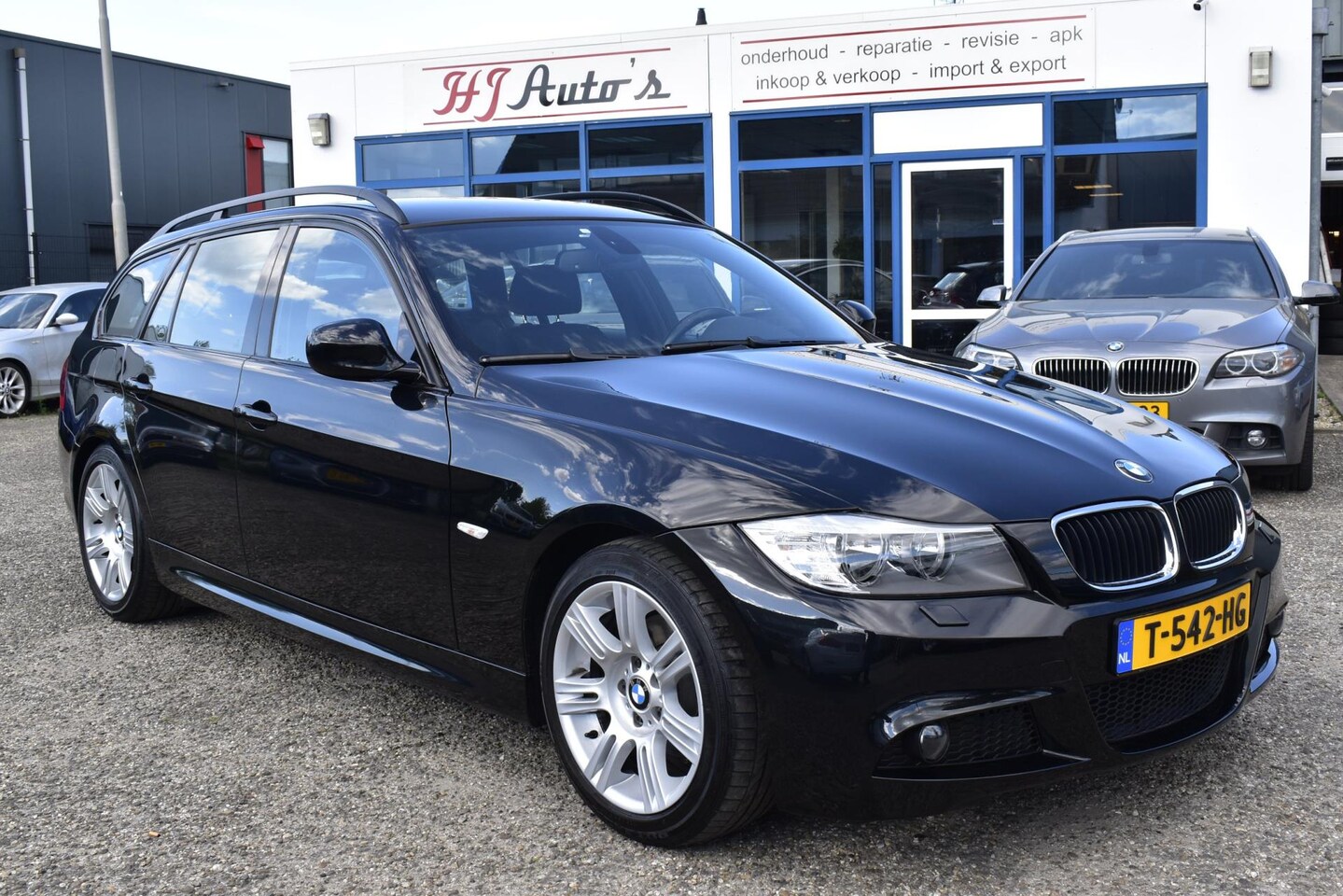 BMW 3-serie Touring - 318i lci m sport youngtimer - AutoWereld.nl