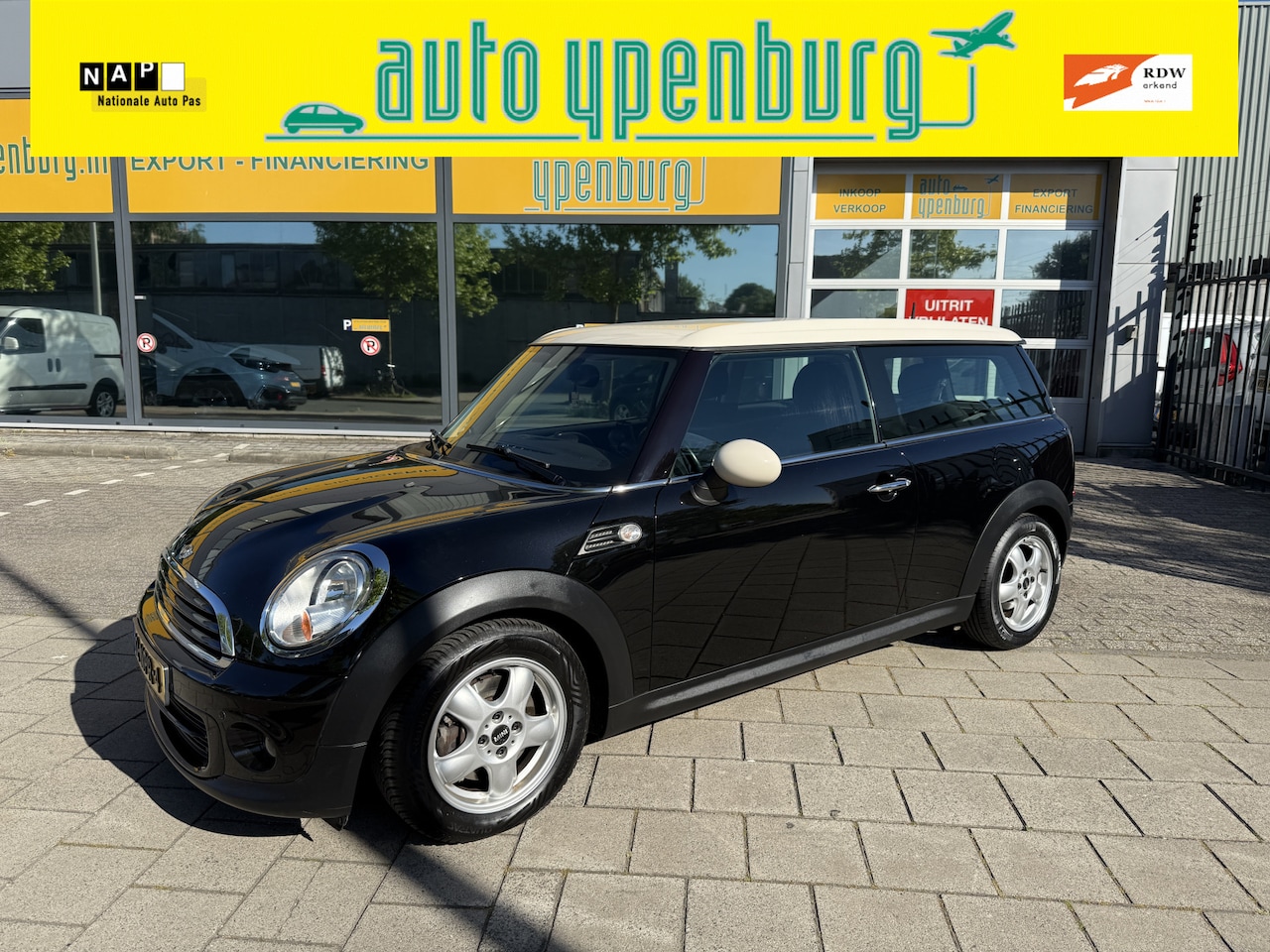 MINI Clubman - Mini 1.6 One Business Line Automaat * 127.694 Km * Airco * Cruise Control * NIEUWSTAAT * - AutoWereld.nl