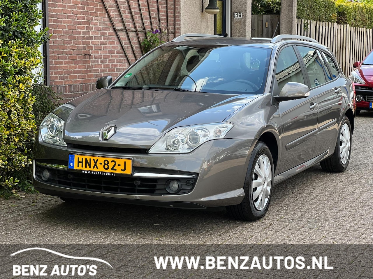 Renault Laguna - 2.0 Turbo/170PK/Automaat/Youngtimer/PDC - AutoWereld.nl