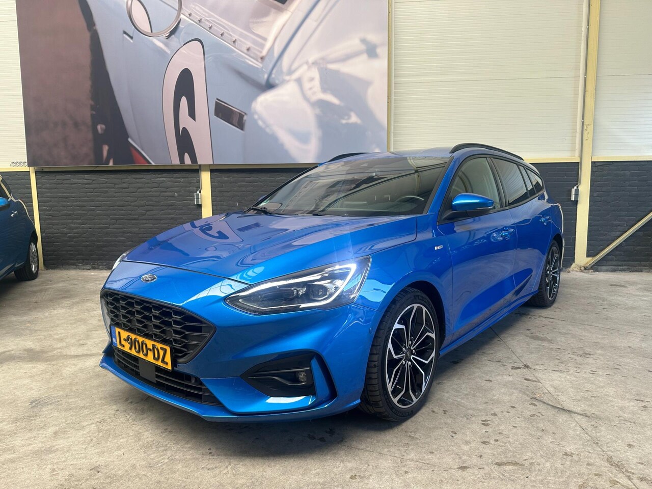 Ford Focus Wagon - 2.0 EcoBlue ST Line|Trekhaak|18inch|Camera| - AutoWereld.nl