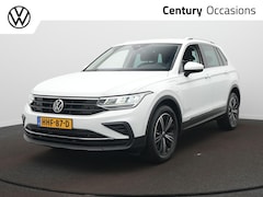 Volkswagen Tiguan - 1.4 TSI eHybrid Comfort Automaat - Navigatie - Clima - 18 Inch