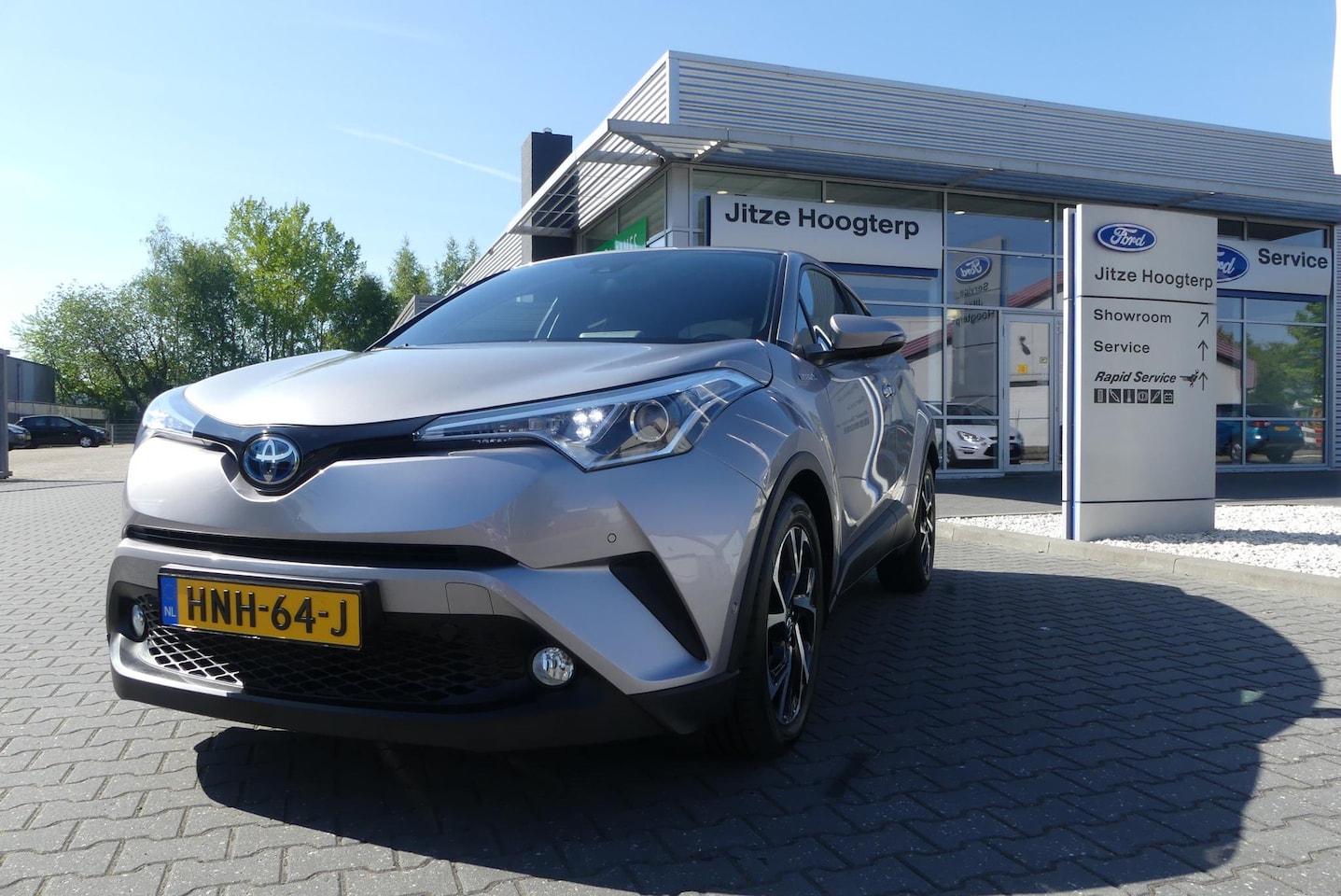 Toyota C-HR - 1.8 Hybrid Dynamic ADAPTIVE CRUISE, CLIMA, NAVI, STOEL/STUURVERWARMING, 32.313KM - AutoWereld.nl