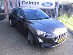 Ford Focus - EcoBoost Trend Edition Business privacyglass-winterpakket