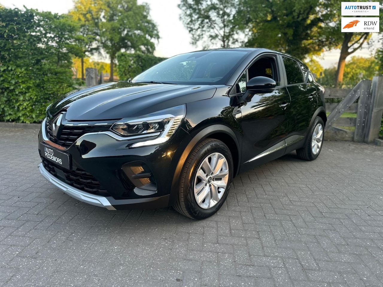 Renault Captur - 1.0 TCe 100 Intens | LED| Keyless| PDC| NAVI - AutoWereld.nl